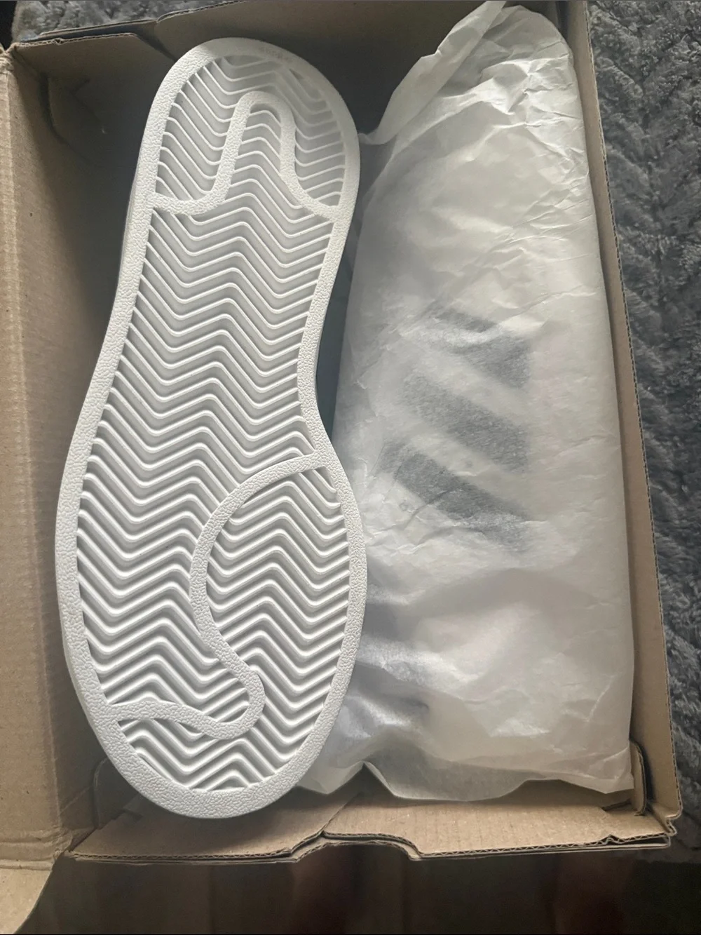 adidas Superstars White Sneakers with Black Stripes NWT